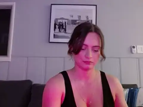 Sophie Raegan online show from February 2025 08:17:01 AM