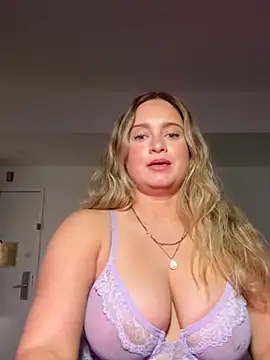 Sophie Raegan online show from March 2026 07:52:02 PM