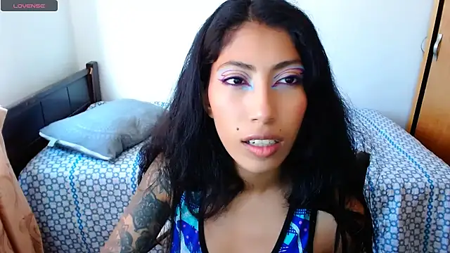 sofia rosse4 online show from November 2025 01:04:02 PM