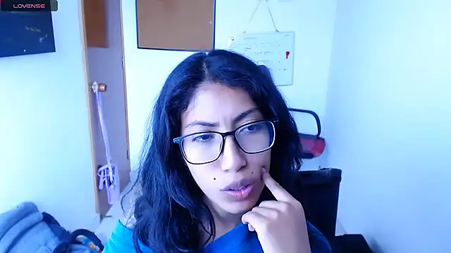 sofia rosse4 online show from February 2026 07:10:01 PM