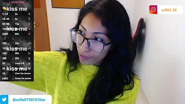 Snapshot of sofia_rosse4 chatting on June 2026 02:28:01 AM sofia rosse4 online show from June 2026 02:28:01 AM