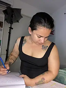 Amarantha 666 online show from April 2026 02:45:01 PM