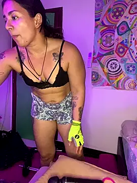 Amarantha 666 online show from January 2026 09:53:01 PM