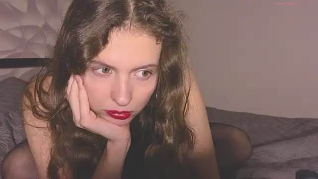 Sereta Finn online show from October 2025 10:47:01 AM