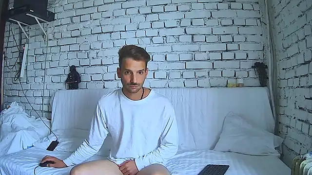 GiorgieUps online show from November 2025 09:46:02 AM