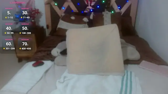 lindaesmeralda online show from November 2025 12:05:01 PM