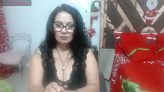 lindaesmeralda online show from December 2025 11:32:01 AM