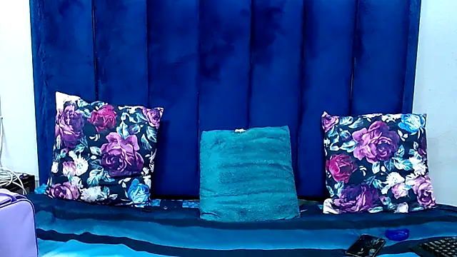 HotSmallTits online show from April 2026 06:57:01 PM