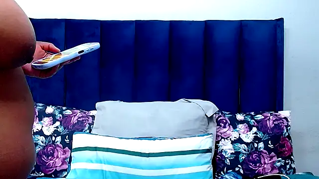 HotSmallTits online show from April 2026 07:47:01 PM