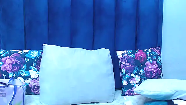 HotSmallTits online show from March 2026 06:15:01 PM