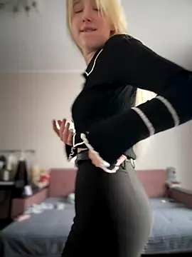 NikaMur online show from November 2025 03:44:01 AM