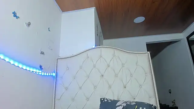 Snapshot of Anny_jhonsonx chatting on September 2025 11:30:02 PM Anny jhonsonx online show from September 2025 11:30:02 PM