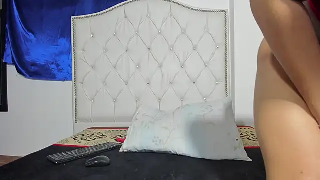 Snapshot of Anny_jhonsonx chatting on March 2025 04:34:02 AM Anny jhonsonx online show from March 2025 04:34:02 AM