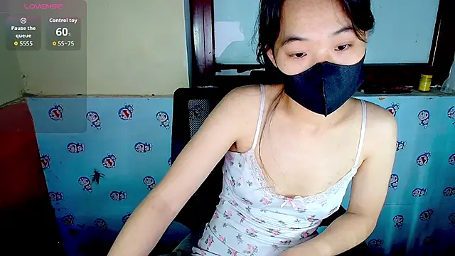   Saphia   online show from November 2025 03:12:02 PM