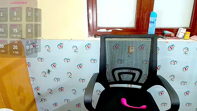   Saphia   online show from November 2025 12:54:01 AM