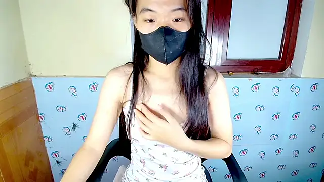   Saphia   online show from October 2025 03:22:01 PM