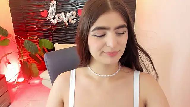 sofia 44 online show from October 2025 01:12:02 PM