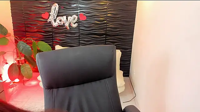 sofia 44 online show from October 2025 01:23:02 PM