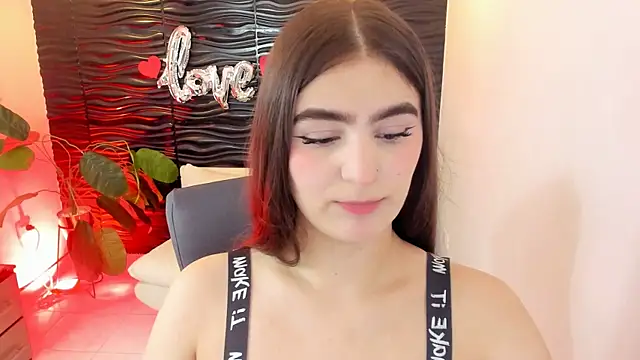 sofia 44 online show from October 2025 01:45:01 PM