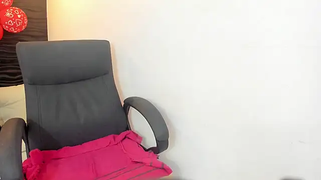 sofia 44 online show from March 2026 01:27:02 PM