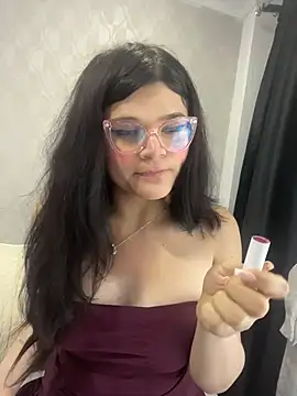 Snapshot of dayis_butera chatting on June 2026 12:11:01 PM dayis butera online show from June 2026 12:11:01 PM