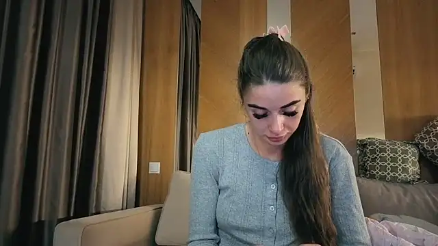 your bunnygirl online show from October 2025 07:48:01 PM