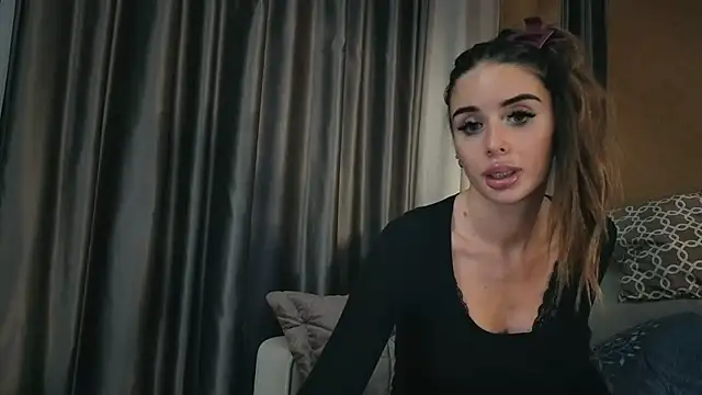 your bunnygirl online show from November 2025 04:44:02 PM