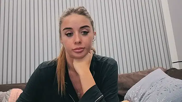 your bunnygirl online show from September 2025 05:52:02 PM