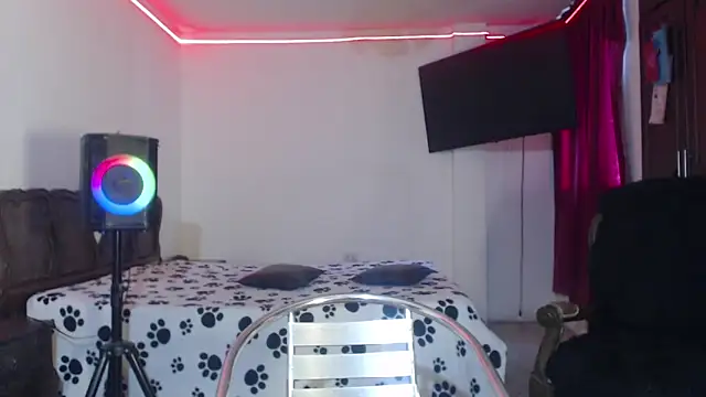 aliceesmith online show from September 2025 01:13:01 PM