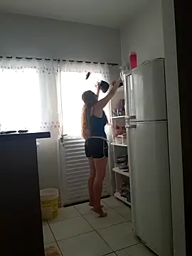 MILEIDE980 online show from September 2025 10:59:02 AM