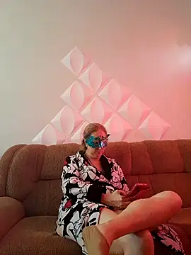 MILEIDE980 online show from September 2025 01:07:02 PM