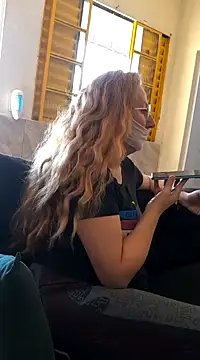 MILEIDE980 online show from March 2025 12:28:01 PM