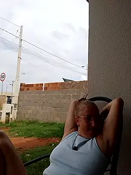 Snapshot of MILEIDE980 chatting on January 2026 12:34:01 PM MILEIDE980 online show from January 2026 12:34:01 PM