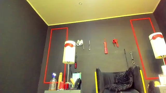 CharlotteScotte online show from November 2025 11:03:01 AM