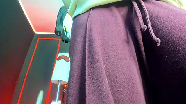 CharlotteScotte online show from October 2025 12:07:01 PM