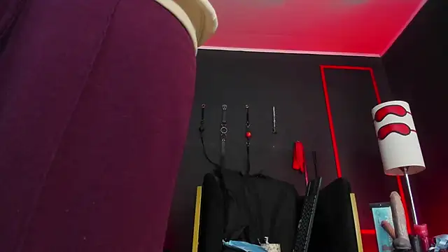 CharlotteScotte online show from October 2025 11:58:02 AM