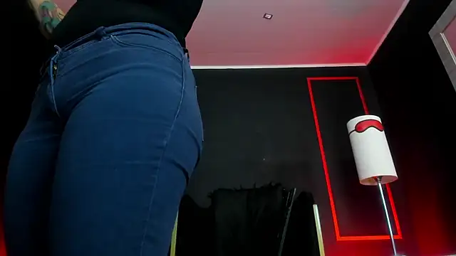 CharlotteScotte online show from October 2025 11:33:01 AM