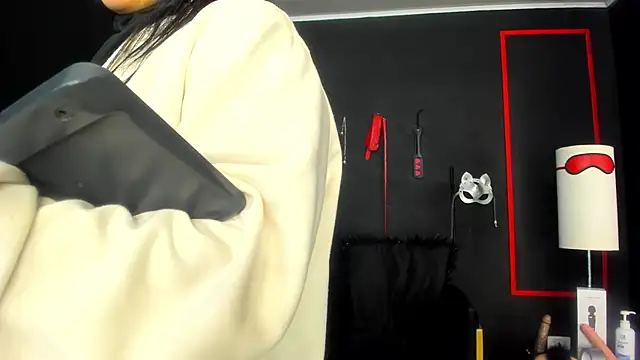 CharlotteScotte online show from November 2025 12:53:02 PM