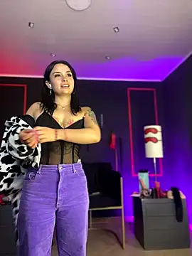 CharlotteScotte online show from October 2025 11:45:02 AM