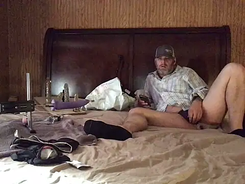 Snapshot of Cummerforyouu2 chatting on February 2025 08:05:02 PM Cummerforyouu2 online show from February 2025 08:05:02 PM