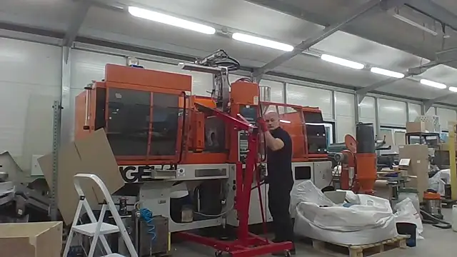 Boomerhun online show from April 2026 04:53:02 AM