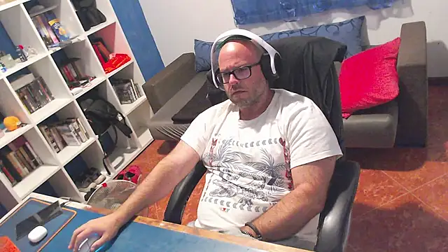 ravingr4d4 online show from June 2026 10:59:02 PM