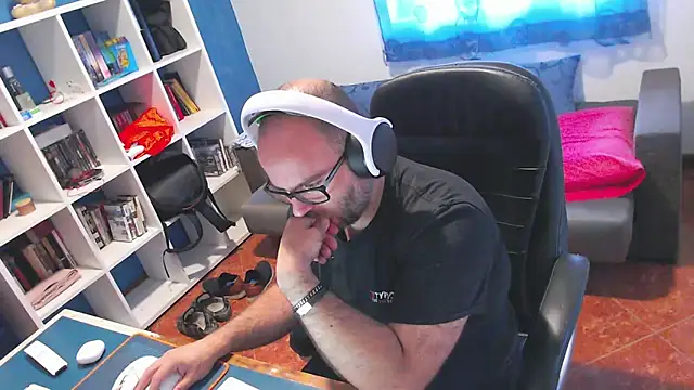 ravingr4d4 online show from May 2026 08:28:02 AM