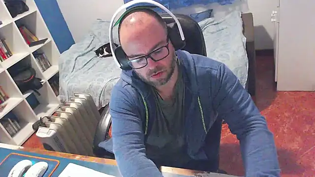 ravingr4d4 online show from February 2026 10:15:02 AM