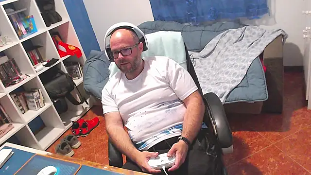 ravingr4d4 online show from May 2026 08:48:02 PM