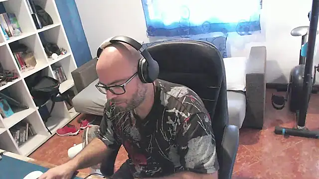 ravingr4d4 online show from October 2025 08:17:01 AM