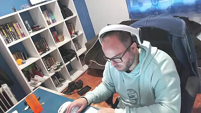 ravingr4d4 online show from November 2025 11:47:02 AM