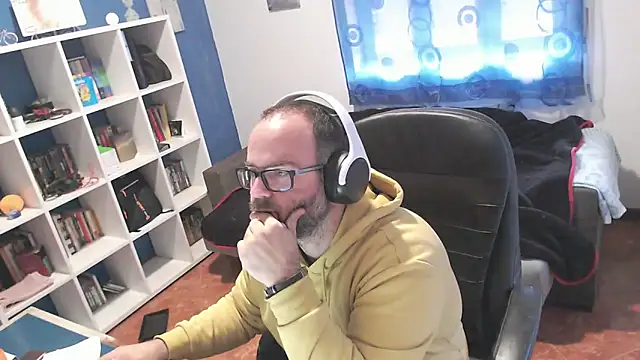 ravingr4d4 online show from December 2025 12:59:02 PM