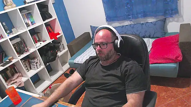 ravingr4d4 online show from June 2026 09:19:02 PM