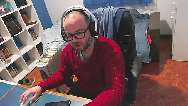 ravingr4d4 online show from February 2026 12:44:02 AM